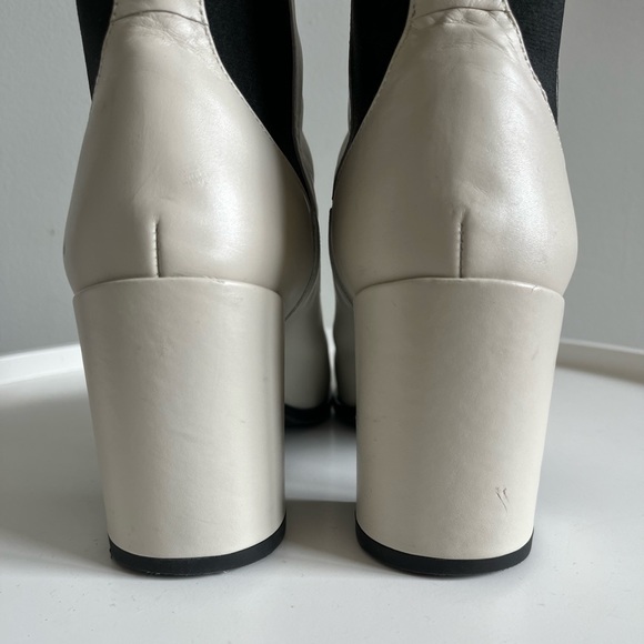 Via Spiga Delaney White Leather Square Toe Boots Size 8M - Picture 5 of 12